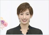 トップスター・ロングインタビュー#33「柚香光の魅力に迫る」