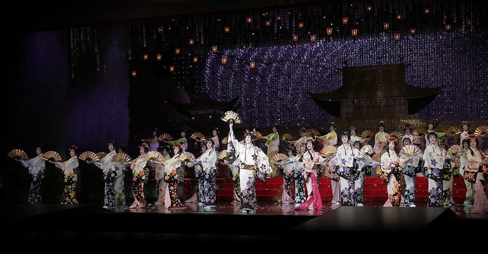 宝塚歌劇 月組『WELCOME TO TAKARAZUKA －雪と月と花と－』『ピガール狂騒曲』特集｜タカラヅカ オフィシャルグッズ＆サービス